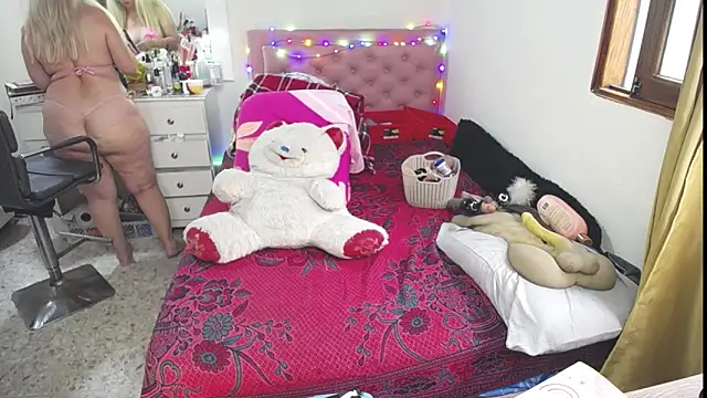 lucy belle bm online show from 10-08-25, 09:15