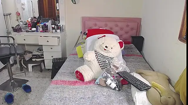 lucy belle bm online show from 06-25-26, 02:22