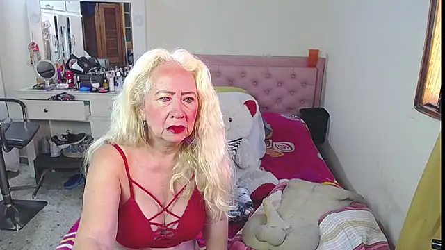 lucy belle bm online show from 06-11-26, 02:36