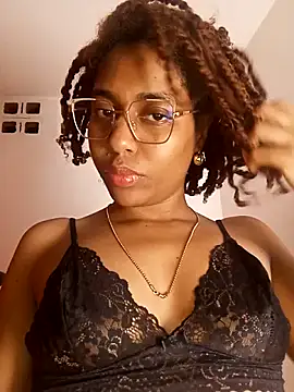 thaimy  online show from 03-17-26, 02:47