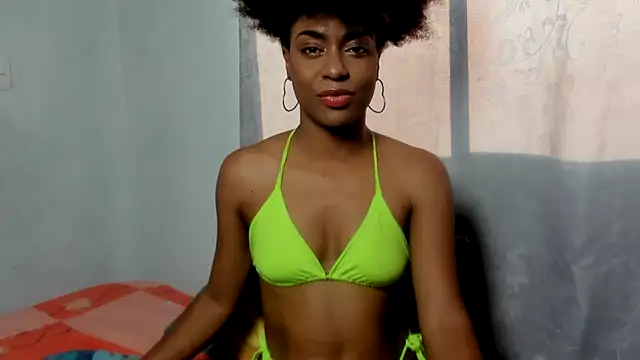 Snapshot of thaimy_ chatting on 11-09-25, 10:03 thaimy online show from 11-09-25, 10:03