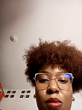 thaimy  online show from 04-09-26, 02:46