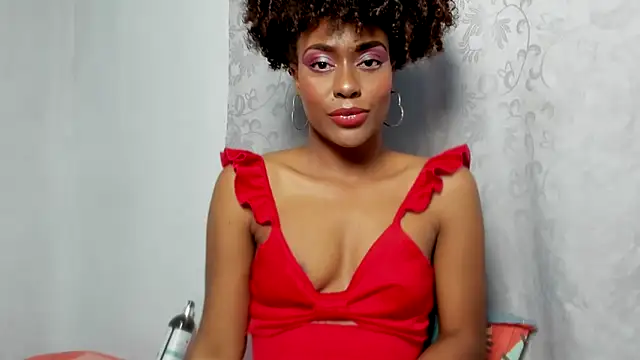 Snapshot of thaimy_ chatting on 11-04-25, 02:04 thaimy online show from 11-04-25, 02:04