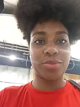 Snapshot of thaimy_ chatting on 01-21-25, 05:09 thaimy online show from 01-21-25, 05:09