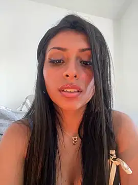 Snapshot of sweetAli_ chatting on 02-27-25, 04:43 sweetAli online show from 02-27-25, 04:43