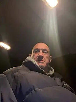 Snapshot of Vlad200472 chatting on 02-20-25, 07:52 Vlad200472 online show from 02-20-25, 07:52