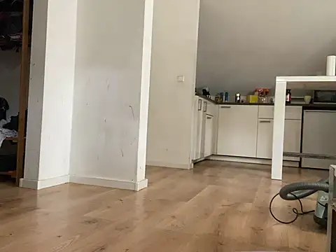 Snapshot of Vlad200472 chatting on 02-22-25, 12:18 Vlad200472 online show from 02-22-25, 12:18