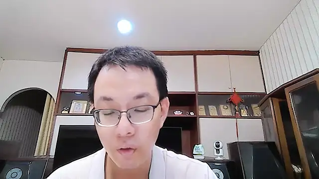 Snapshot of poter77112 chatting on 07-16-26, 04:37 poter77112 online show from 07-16-26, 04:37
