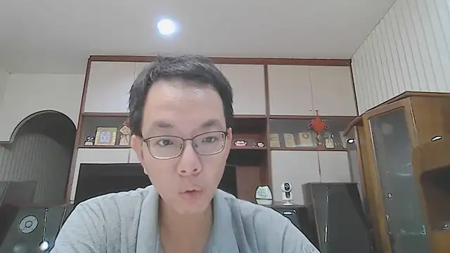 Snapshot of poter77112 chatting on 05-07-26, 07:17 poter77112 online show from 05-07-26, 07:17