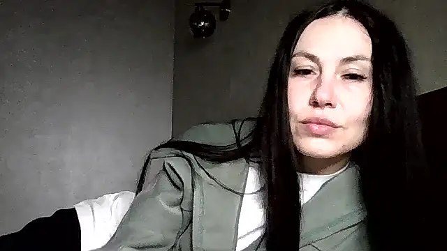 JulianaGold1 online show from 02-15-26, 09:25