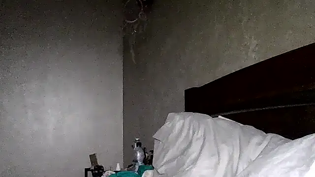 JulianaGold1 online show from 02-28-26, 09:14