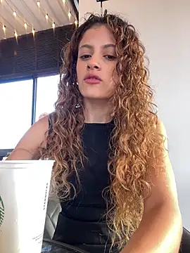 alana15 online show from 10-25-25, 09:37