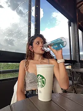 alana15 online show from 11-11-25, 09:20