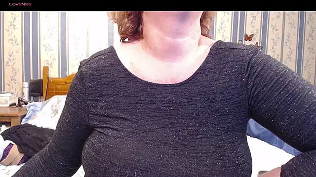 AMARILLIS online show from 06-18-26, 06:57