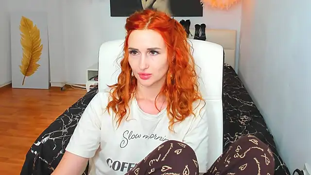 Snapshot of Red_Fairy_ chatting on 06-18-26, 06:23 Red Fairy online show from 06-18-26, 06:23