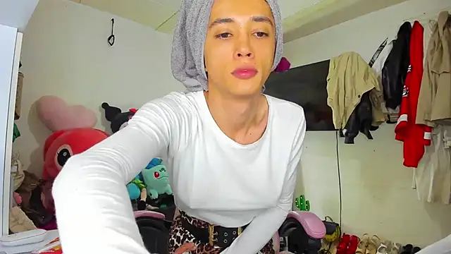 Lawrncesofiets online show from 10-16-25, 03:42