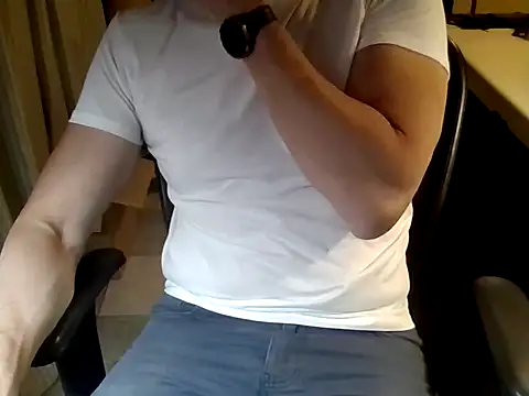 mariohurt101 online show from 12-16-25, 09:19