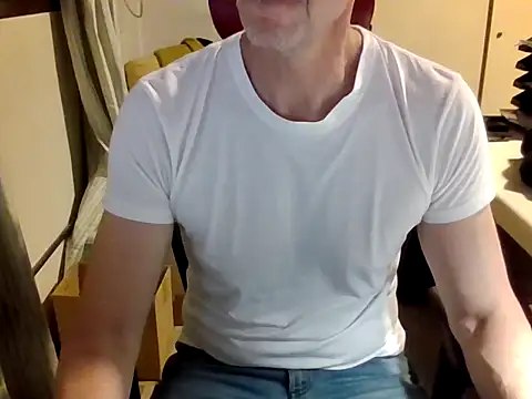 Snapshot of mariohurt101 chatting on 09-18-25, 09:51 mariohurt101 online show from 09-18-25, 09:51