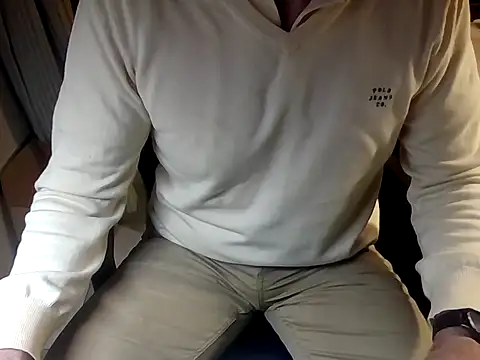 mariohurt101 online show from 10-25-25, 03:23