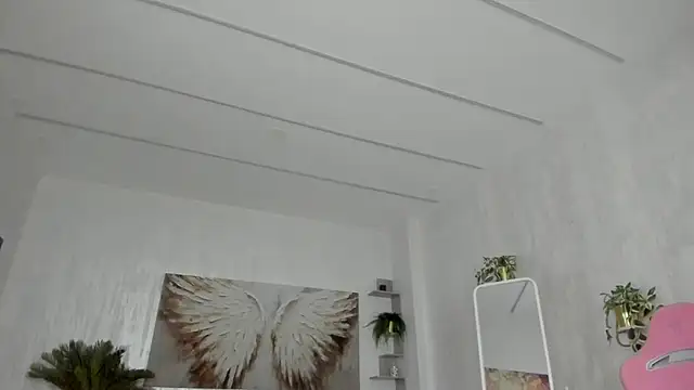 TiffanyHouston  online show from 05-23-26, 05:50