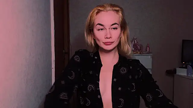 xxxcharismaaa online show from 10-07-25, 07:42