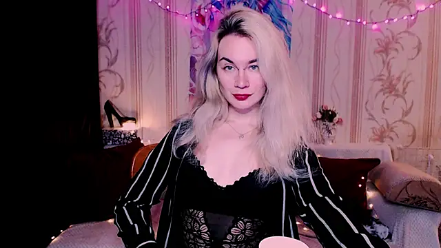 xxxcharismaaa online show from 04-21-26, 04:13