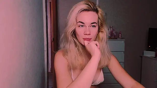 xxxcharismaaa online show from 11-06-25, 07:56