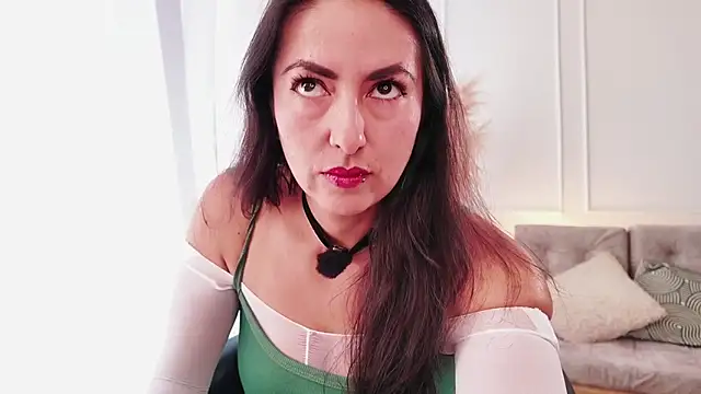 valcamtina online show from 09-22-25, 07:53