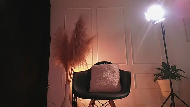 valcamtina online show from 09-12-25, 07:35