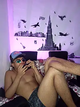 pinedasex777 online show from 03-07-25, 04:35