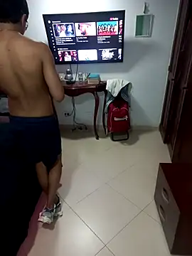 pinedasex777 online show from 10-04-25, 11:17