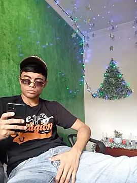 pinedasex777 online show from 12-21-25, 05:36