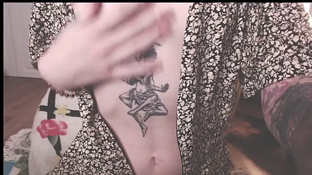 Snapshot of Arwen-elf chatting on 01-29-25, 05:56 Arwen-elf online show from 01-29-25, 05:56