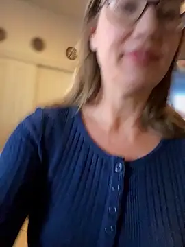 MaiseKnox online show from 03-12-26, 10:14