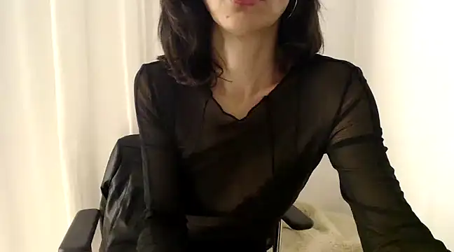 Snapshot of LadyJoanX chatting on 02-12-25, 09:43 LadyJoanX online show from 02-12-25, 09:43