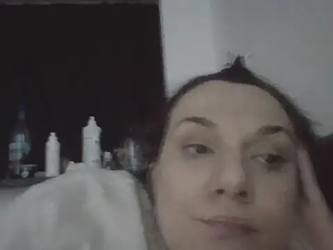 Snapshot of FallenDevil chatting on 01-10-26, 08:26 FallenDevil online show from 01-10-26, 08:26