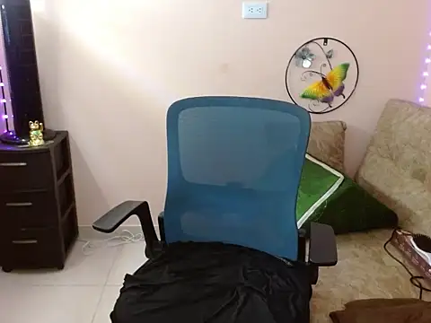 miss tinnymafe online show from 03-13-26, 03:00