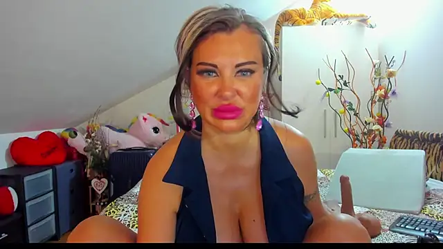 Raffaelababy online show from 09-16-25, 12:28