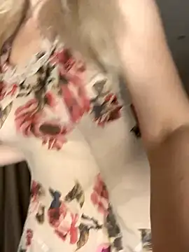 AnikaBest online show from 10-22-25, 02:44