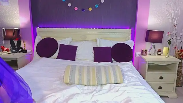 HotMilfMargo online show from 03-14-26, 07:09