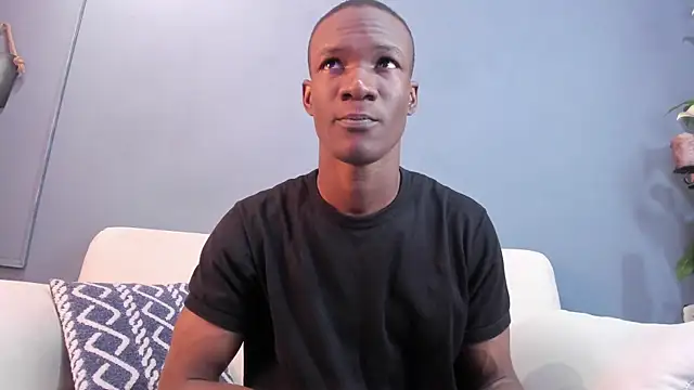 Snapshot of martin_killer chatting on 02-22-25, 01:22 martin killer online show from 02-22-25, 01:22