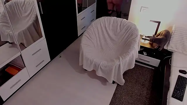 aryahunt1 online show from 02-03-26, 10:42