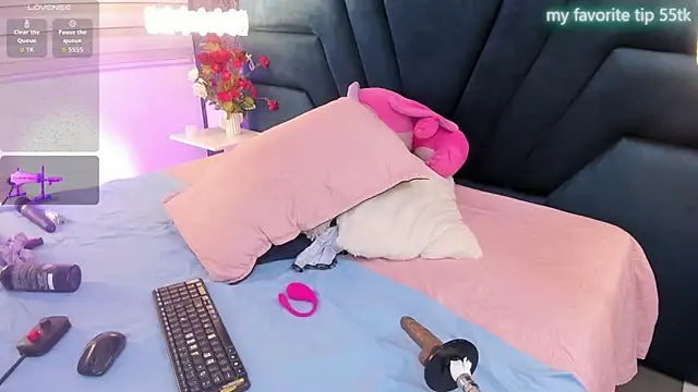 Vivi prinncess online show from 05-27-26, 01:57