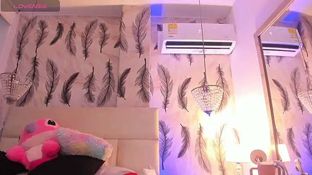 Vivi prinncess online show from 10-25-25, 10:32