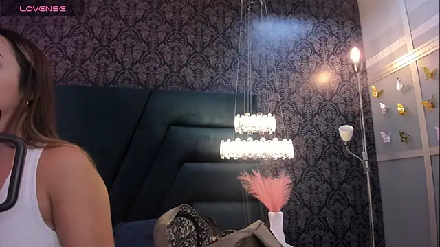 Vivi prinncess online show from 05-29-26, 11:33