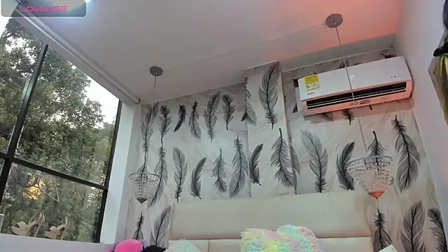 Vivi prinncess online show from 09-28-25, 10:17