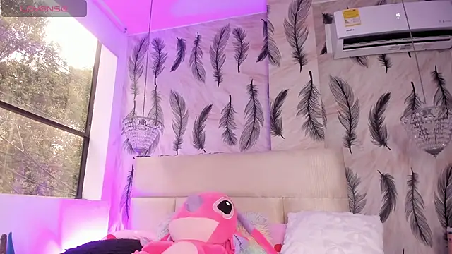 Vivi prinncess online show from 11-13-25, 10:13