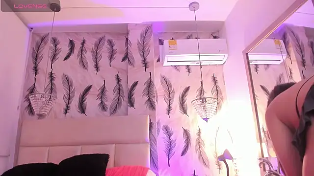 Vivi prinncess online show from 10-17-25, 11:17