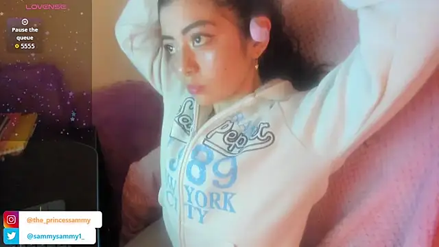 Sammysammy  online show from 04-25-26, 08:28