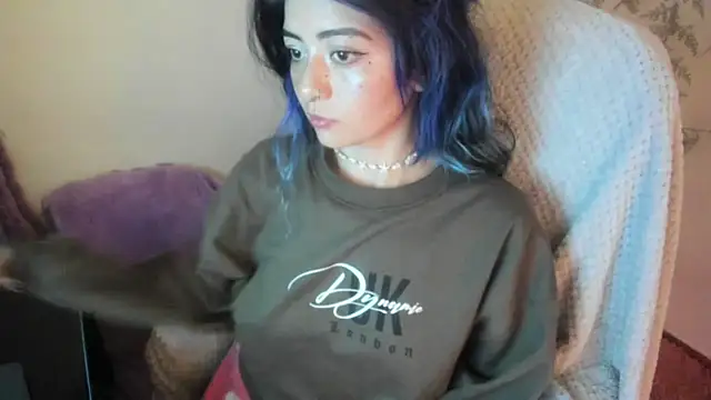 Sammysammy  online show from 12-14-25, 10:15